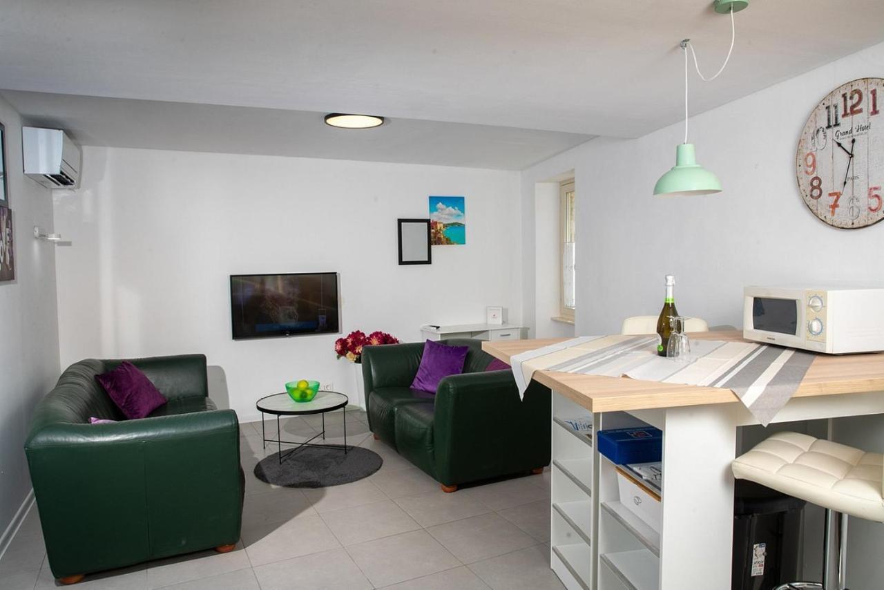 Crystal Deluxe Apartment Rovinj Exterior photo